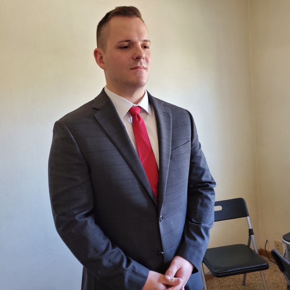 Meet your Posher, Elijah